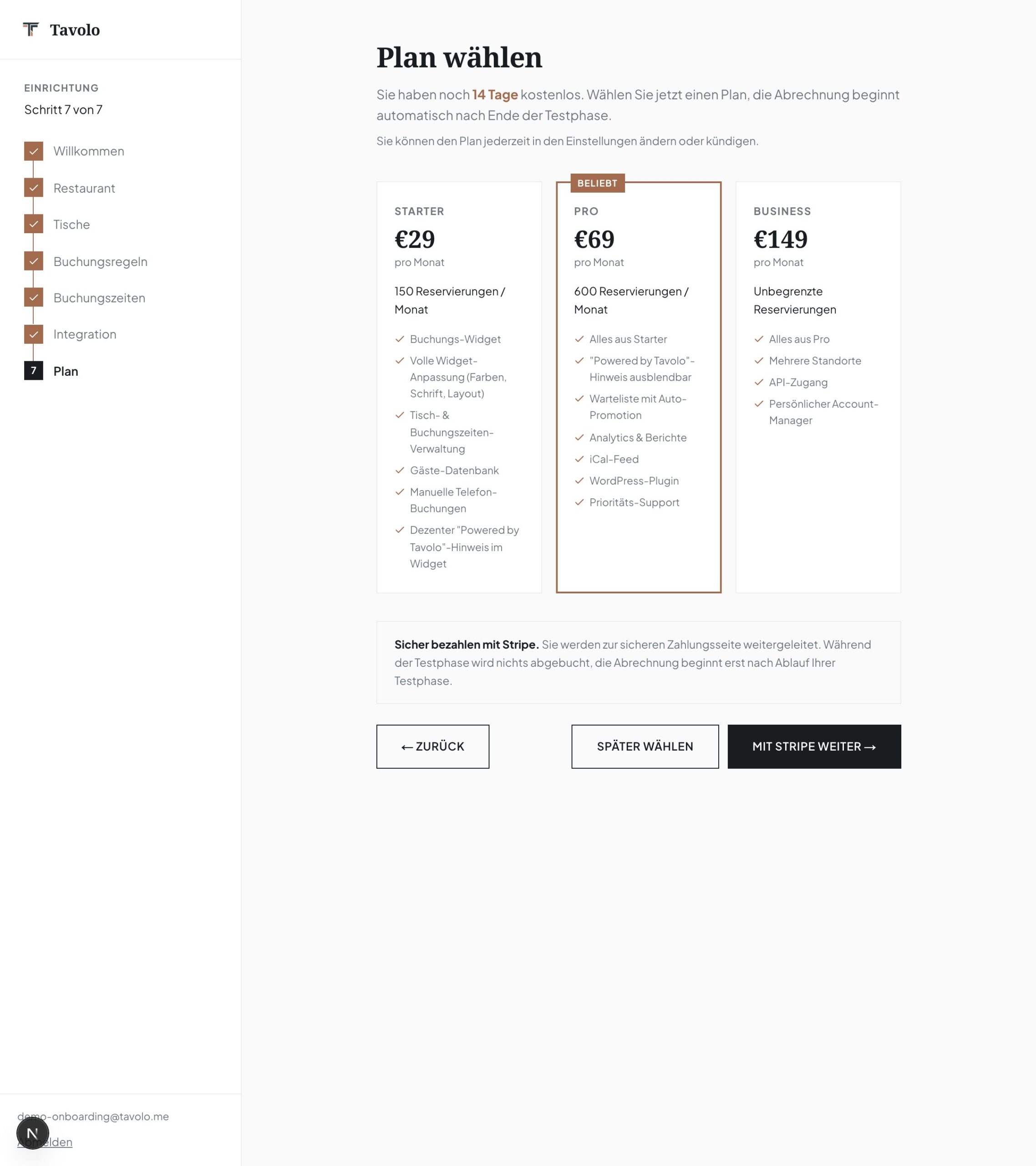 Der Schritt Plan mit den drei Paketen Starter, Pro (Beliebt) und Business samt Preisen, Reservierungsgrenzen und Funktionsliste, mit dem Hinweis, dass während der Testphase nichts abgebucht wird.
